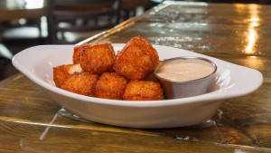 Cheese-Curds-Wisconsin-Food-Fried
